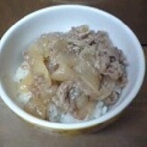 玉ねぎたっぷりなヘルシー牛丼！白だしで簡単に